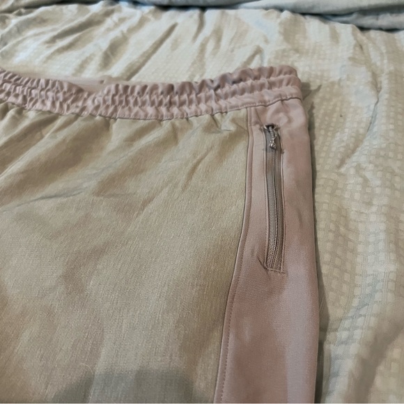 The North Face Gray and Purple Track Pants - Picture 3 of 9